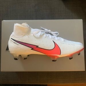 Nike Superfly 7 Elite FG Mens US 7 / Women’s 8.5